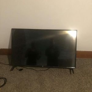 LG Smart TV 50in